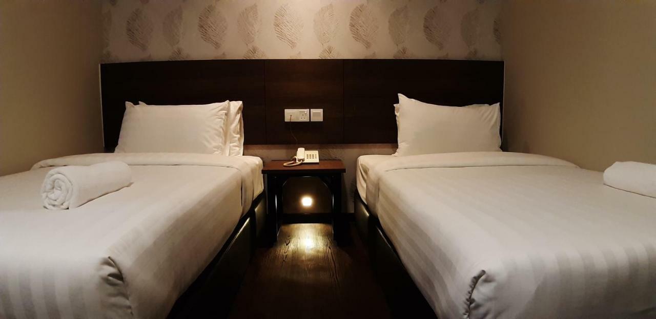 Miico Hotel @ Mount Austin ยะโฮร์บาห์รู ภายนอก รูปภาพ